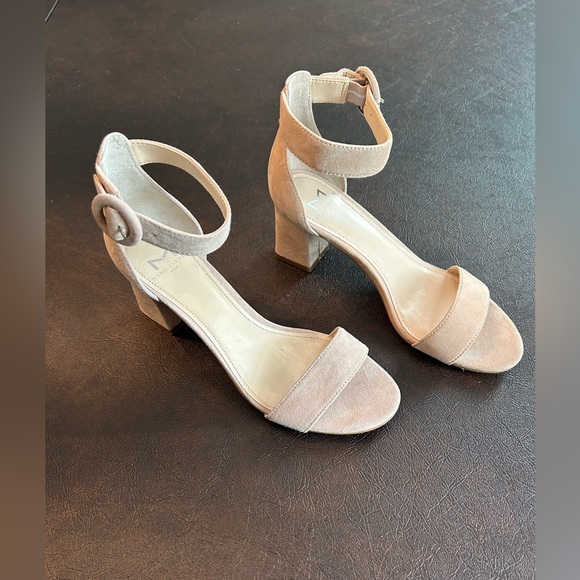 Marc Fisher Shoes - Marc Fisher LTD Women's Tan Block Heel Sandals size 6 1/2 M